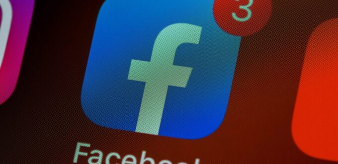 Facebook asks judge to dismiss FTC antitrust charges... again