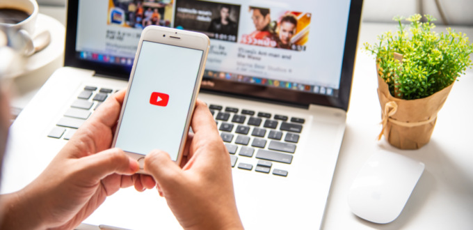 YouTube makes it easy to resume watching a mobile video on desktop