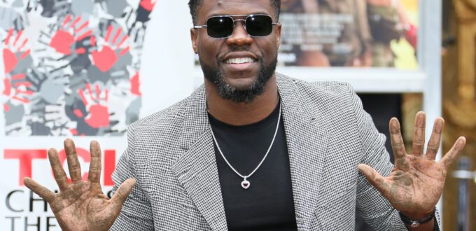 Kevin Hart Net Worth 2022 – How Much Does He Make?